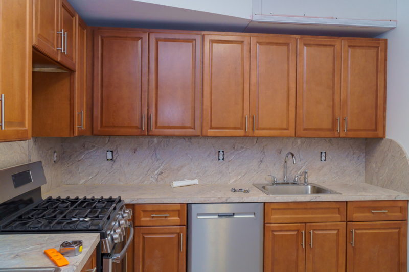 Choosing Handles and Knobs for Your Corner